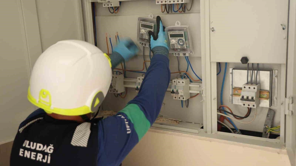 UEDAŞ Elektrik Şebekesini Akıllı Sayaçlarla Dönüştürüyor