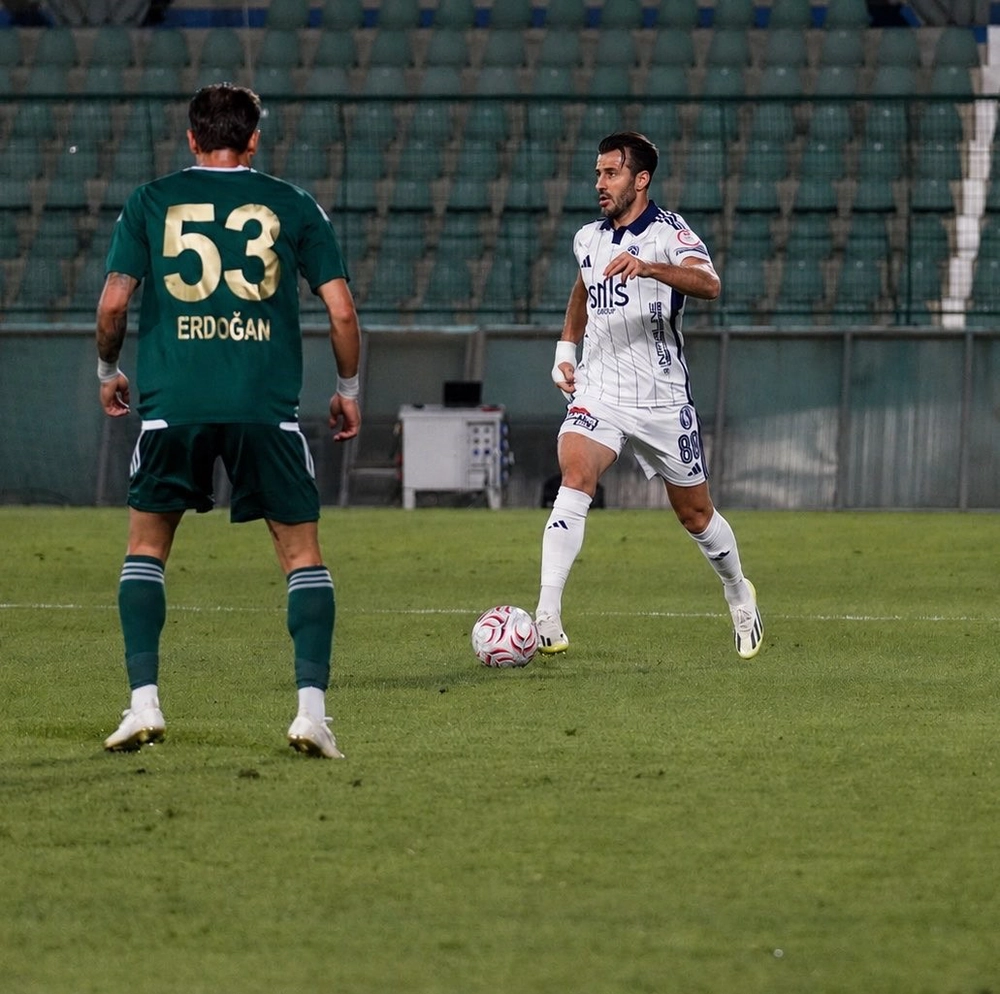 Trendyol 1. Lig'de Esenler Erokspor ile Sarıyer Berabere Kaldı