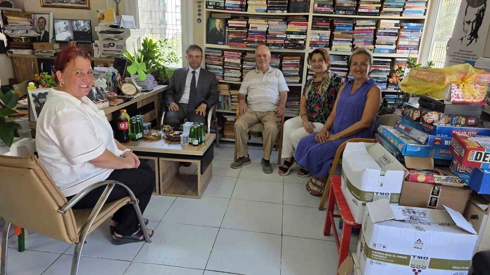 Bandırma Kaymakamı Paşakent Mahallesi Muhtarlığını Ziyaret Etti