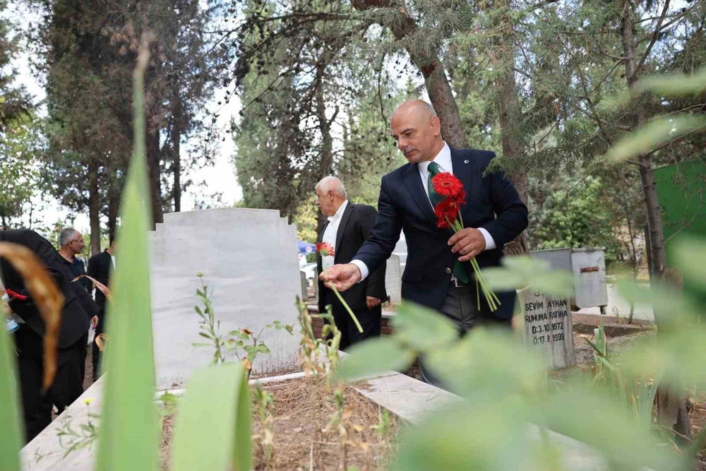 Körfez'de Marmara Depremi Şehitleri Dualarla Anıldı