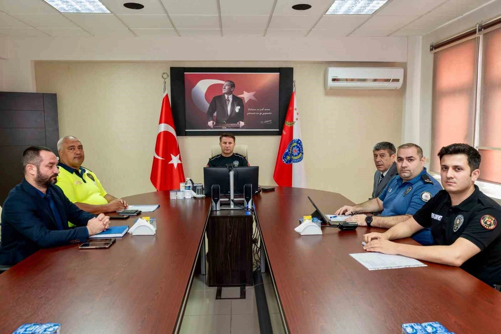 Bilecik'te Okul Çevreleri İçin Güvenlik Tedbirleri Görüşüldü