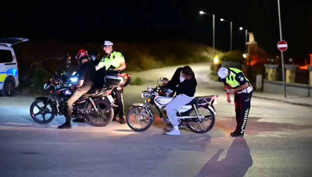 Edirne'de Gece Trafik Uygulaması Yapıldı