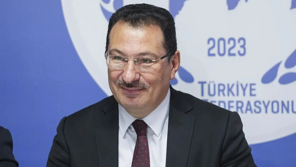 AK Parti Genel Başkan Yardımcısı Ali İhsan Yavuz Bel Fıtığı Ameliyatı Oldu