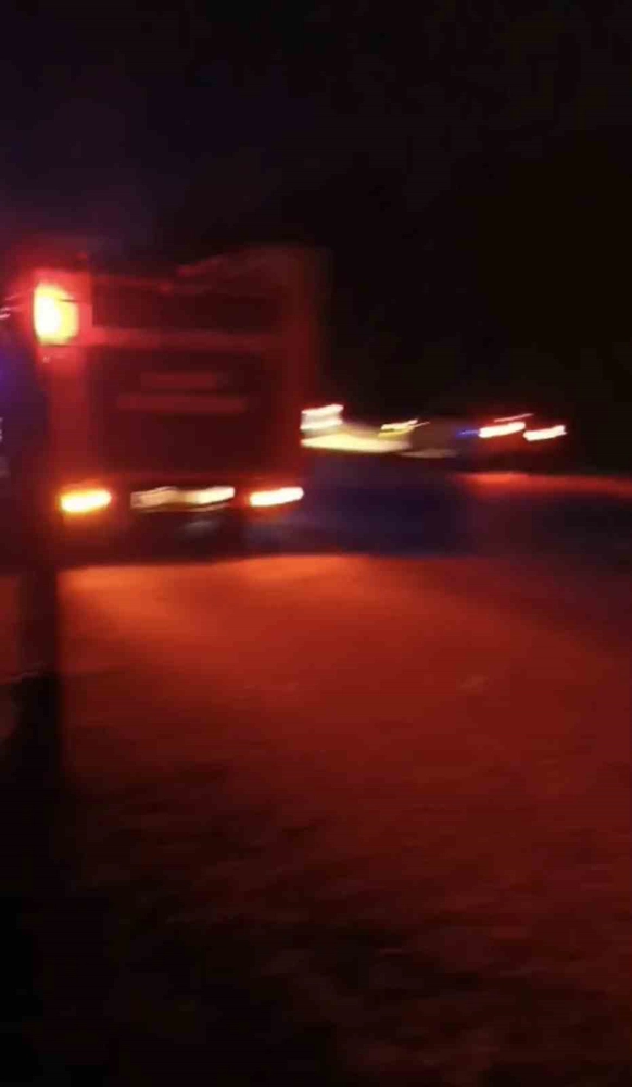 Orhaneli'de Otomobil Şarampole Uçtu Sürücü Hayatını Kaybetti