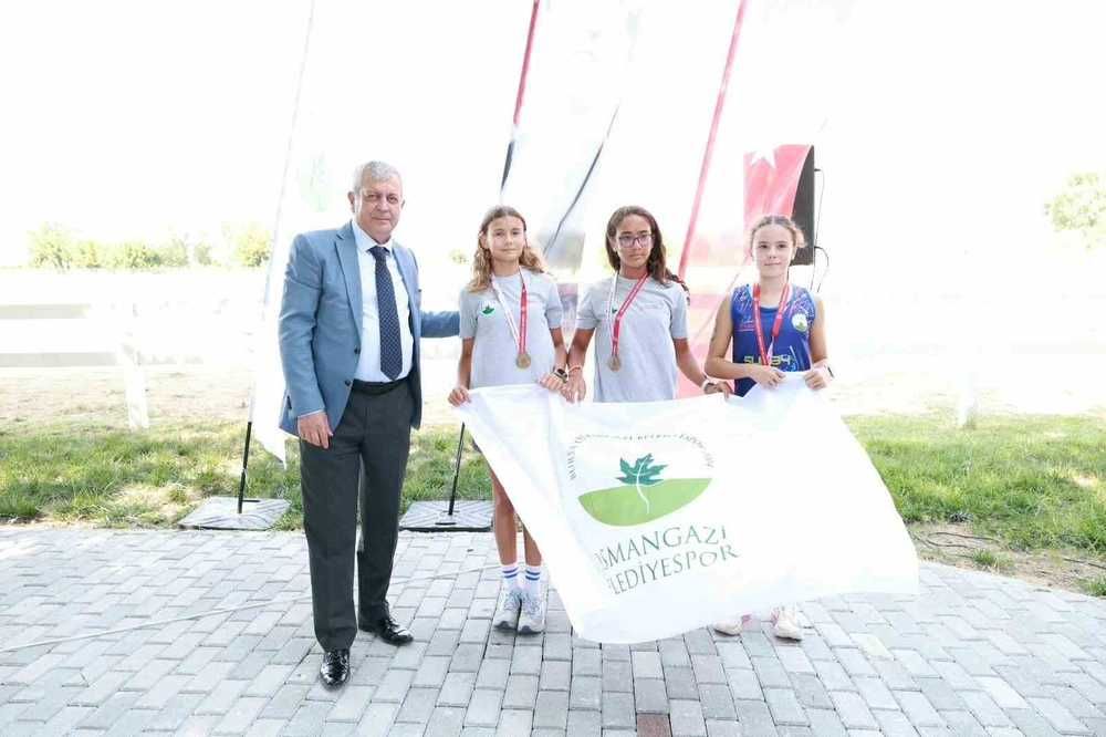 Osmangazi Belediyesi'nden Gençlere Spor Desteği