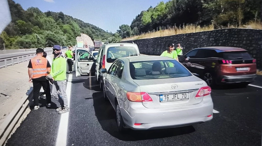 Bilecik'te Zincirleme Kazada Bir Kişi Yaralandı