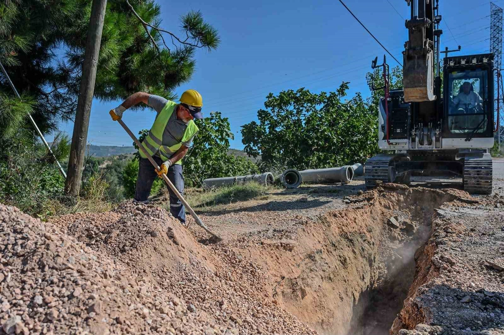 Bursa'da Altyapı Seferberliği Osmangazi'de Yeni Kanalizasyon Hattıyla Devam Ediyor