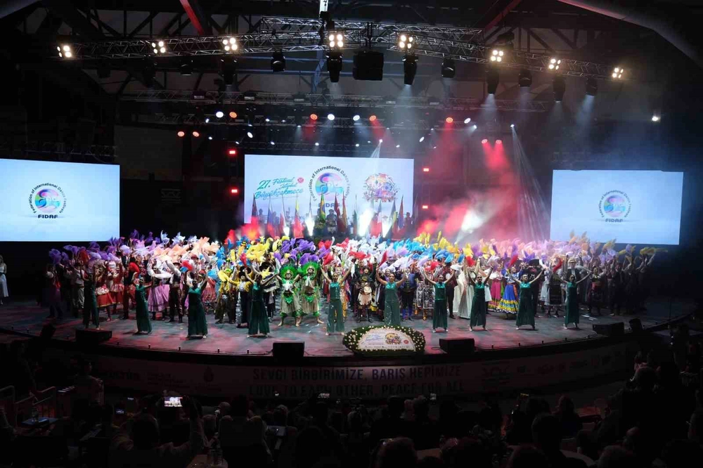 27. Uluslararası İstanbul Büyükçekmece Kültür ve Sanat Festivali Görkemli Finalle Kapandı