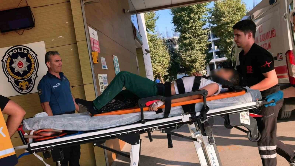 İnegöl'de Otomobil-Bisiklet Çarpışması: 9 Yaşındaki Çocuk Ağır Yaralandı