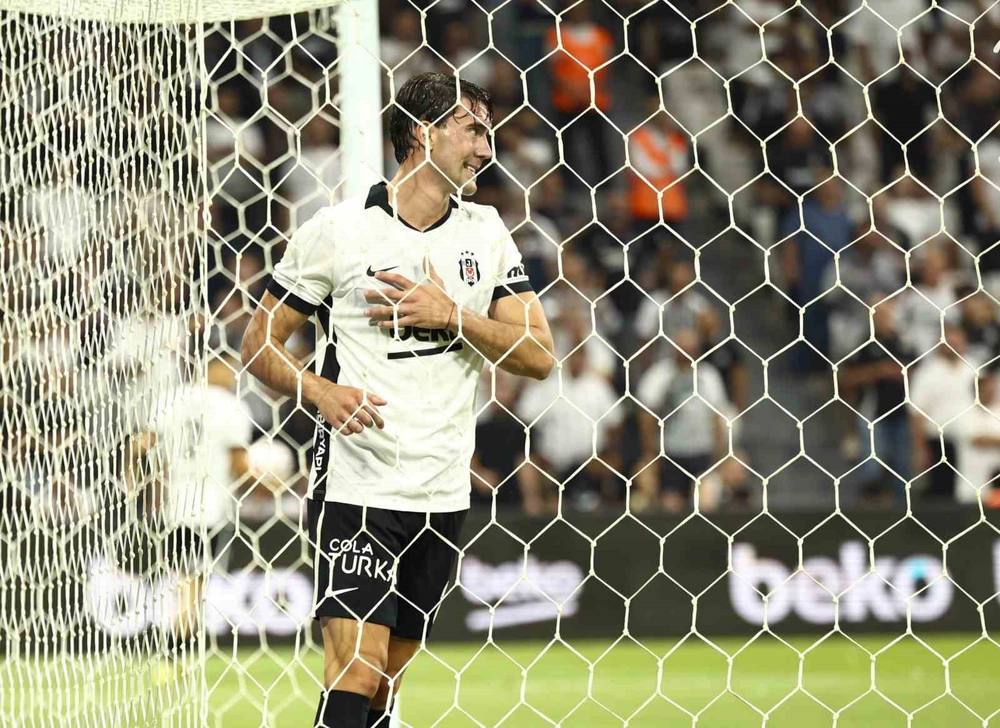 Dusan Vlahovic Beşiktaş'ta İlk Maçına Çıktı