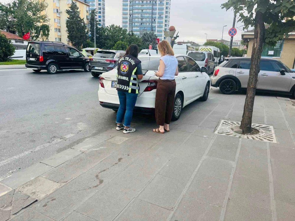 Ani Frenle Yol Vermeyen Sürücüye 12 Bin TL Ceza