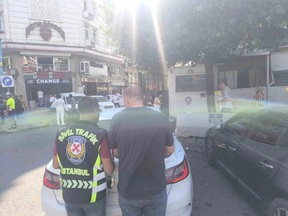 Fatih'te Trafikte Makas Atan Sürücüye 96 Bin TL Ceza
