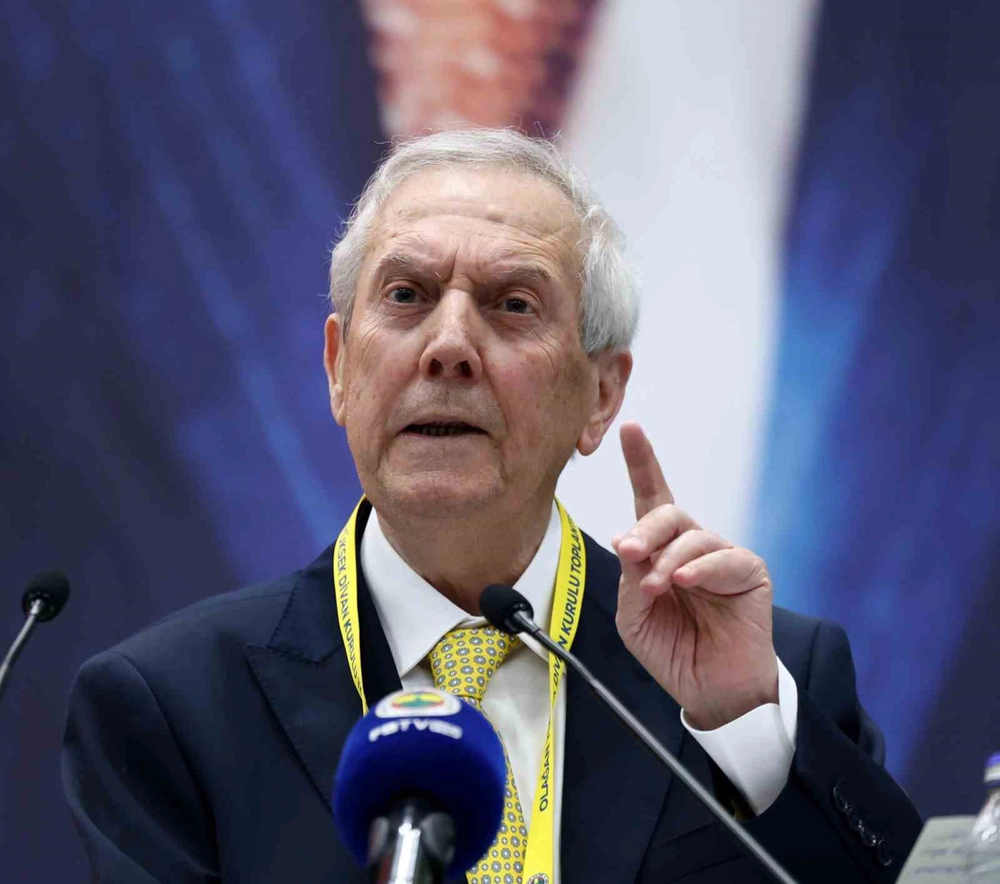 Aziz Yıldırım Futbolcularla Buluştu