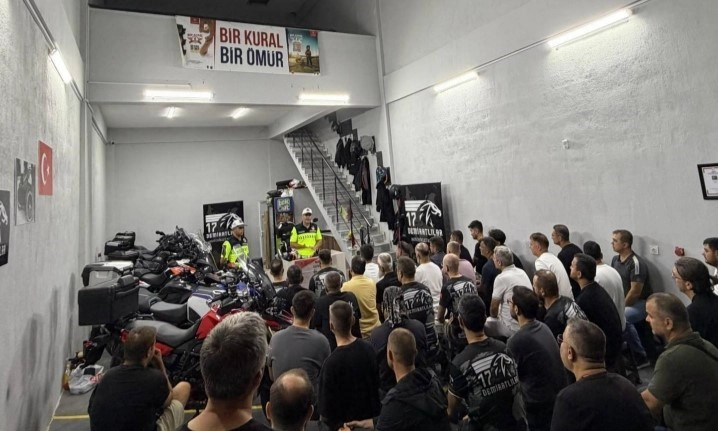 Çanakkale'de Motosiklet Sürücülerine Jandarma Denetimi