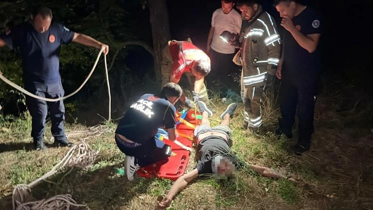 Bursa'da Alkollü Sürücü Uçuruma Yuvarlandı Kurtarma Anları Kamerada