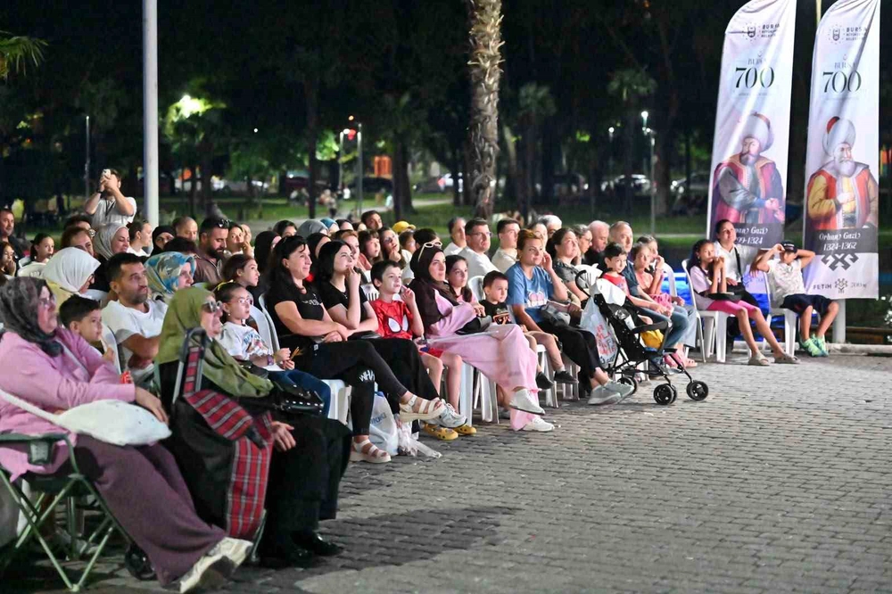 Kültürpark'ta Yeşilçam Rüzgarı Süt Kardeşler'le Devam Etti