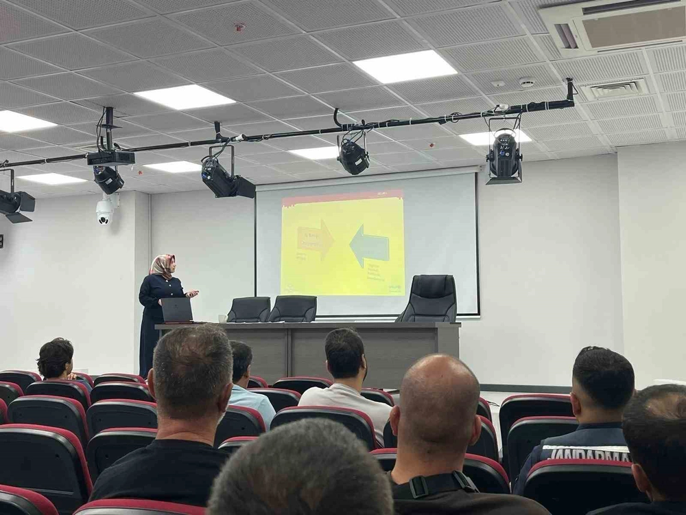 Gönen'de Afet ve Acil Durumlarda Psikososyal Destek Eğitimi Gerçekleştirildi