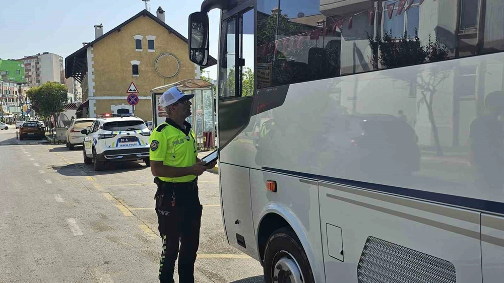 Bandırma'da trafik denetimleri rekor kırdı: 71 bin araç kontrol edildi