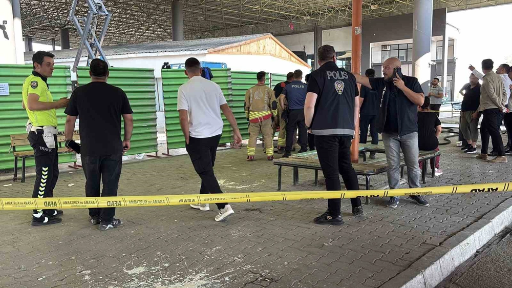 Edirne Otogarında Boya Yangını İki İşçiyi Yaraladı