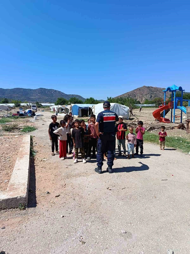 Mevsimlik Tarım İşçilerine Dolandırıcılık Uyarısı Yapıldı