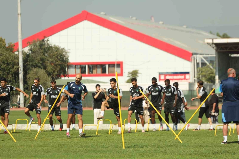 Kocaelispor Konyaspor Maçına Hazırlanıyor Oyuncular Hedeflerini Anlattı