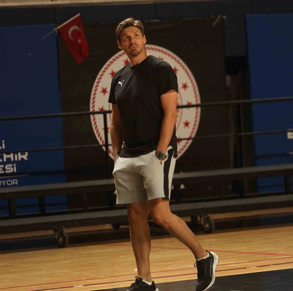 Körfez Basket Sezonu Fenerbahçe Maçıyla Açıyor