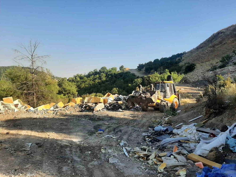 Bilecik'te orman sahasına atık döken şahsa ceza yağdı