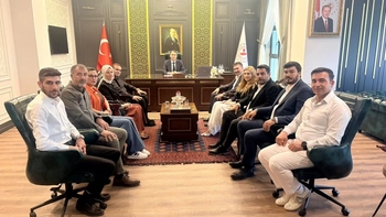 AK Parti Edremit Teşkilatı Kaymakam Engin’e Hayırlı Olsun Ziyaretinde Bulundu