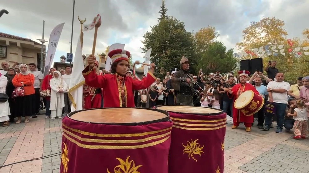Bursa'da Fetih ve Zafer Bayramı Coşkusu Minik Mehter Üyeleriyle Taçlandı
