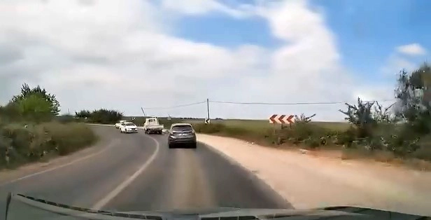 Bursa'da Viraja Hızlı Giren Otomobil Kazaya Neden Oldu O Anlar Kamerada