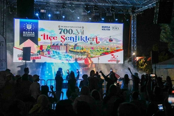 Bursa'nın Fetih Şenlikleri Zafer Bayramı Coşkusuyla Sona Erdi