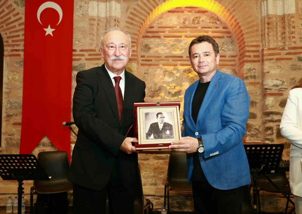 Osmangazi'de 30 Ağustos Coşkusu Altan Erkekli ile Bir Memleket Hikayesi