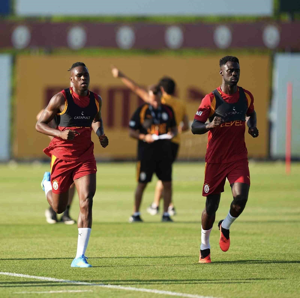 Galatasaray'ın Yeni Sezon Hazırlıkları Sürüyor