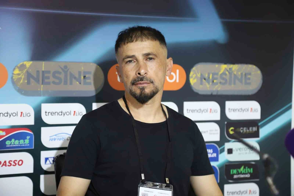Bandırmaspor Teknik Direktörü Arslan Galibiyeti Babasına Armağan Etti