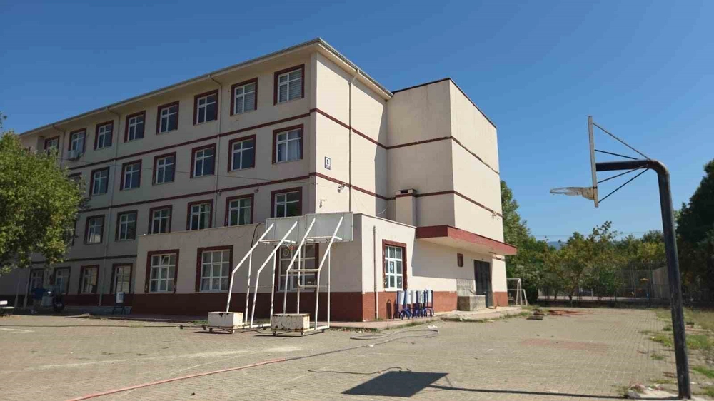 Orhangazi Meslek Lisesinde Yıkım Başladı