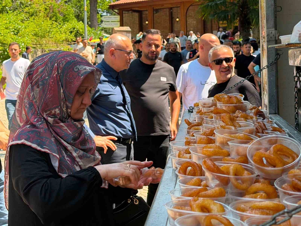AK Parti Bilecik'te 25. Kuruluş Yıl Dönümü Coşkusu: Mevlid ve Lokma İkramı