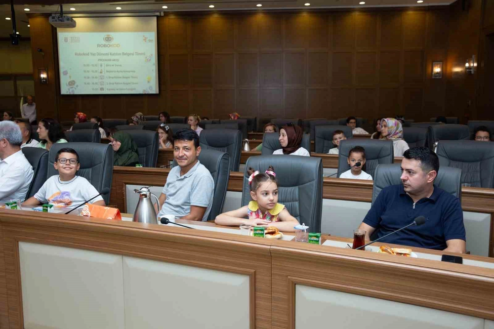 Bursa'da çocuklar geleceği kodladı