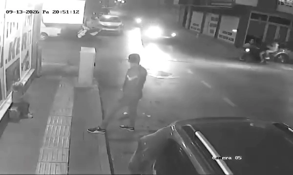 Karacabey'de otomobil ile motosiklet çarpıştı 2 kişi yaralandı