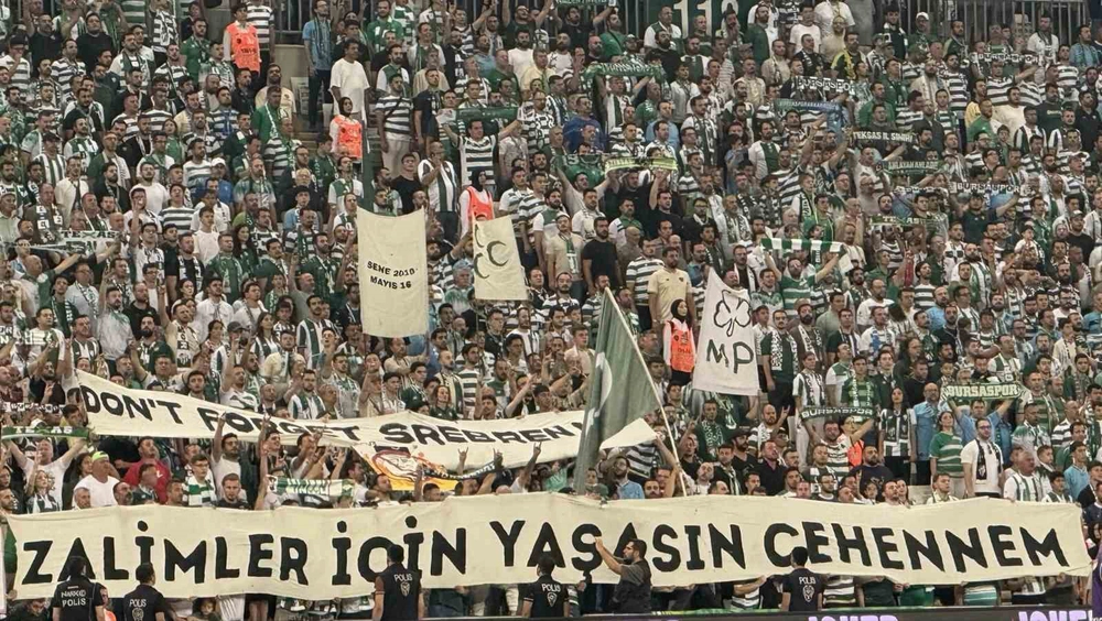 Bursaspor taraftarından Kızılyıldız’a Srebrenitsa mesajı