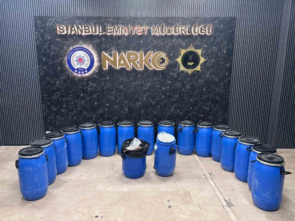 Bayrampaşa'da uyuşturucu operasyonu 4 gözaltı