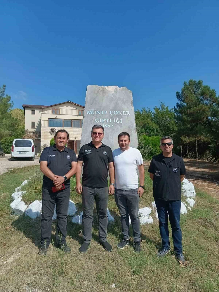 Koyunculuk Araştırma Enstitüsü Müdürü Manyas'ta Üreticilerle Buluştu