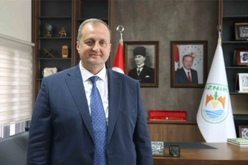 Bursa memnuniyet araştırmasında İznik Belediye Başkanı Usta ilk sırada