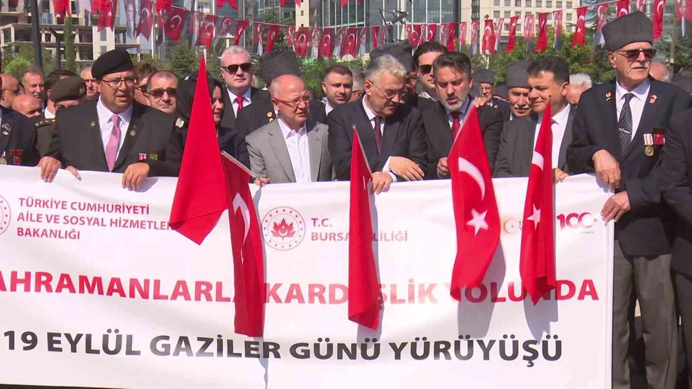 Bursa'da Gaziler Günü Töreniyle Şehitler ve Gaziler Minnetle Anıldı