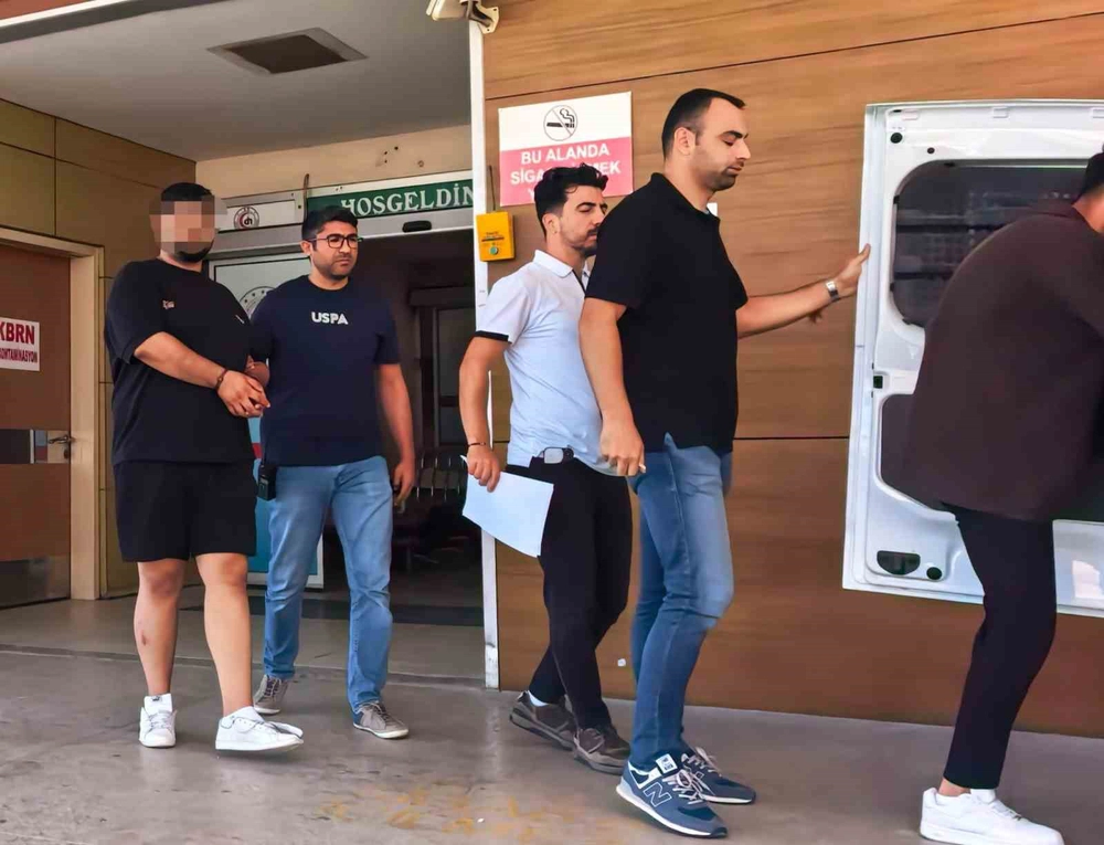 Bursa'da Dolandırıcılık Şebekesi Polis Operasyonuyla Çökertildi