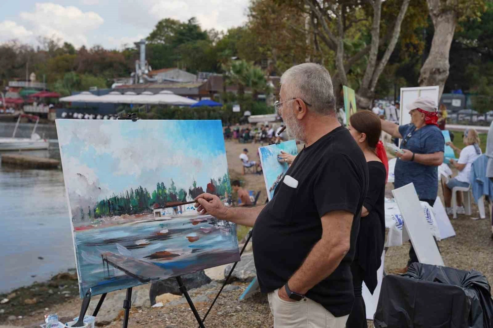 Göçebe Tuvaller Projesi ile Uluslararası Sanat Tuzla'da Buluştu