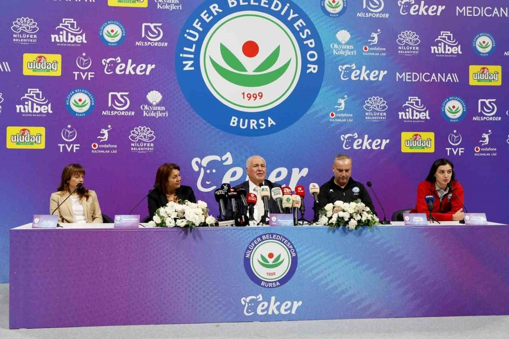Nilüfer Belediyespor Eker Kadın Voleybol Takımı Yeni Sezon Kadrosunu Tanıttı