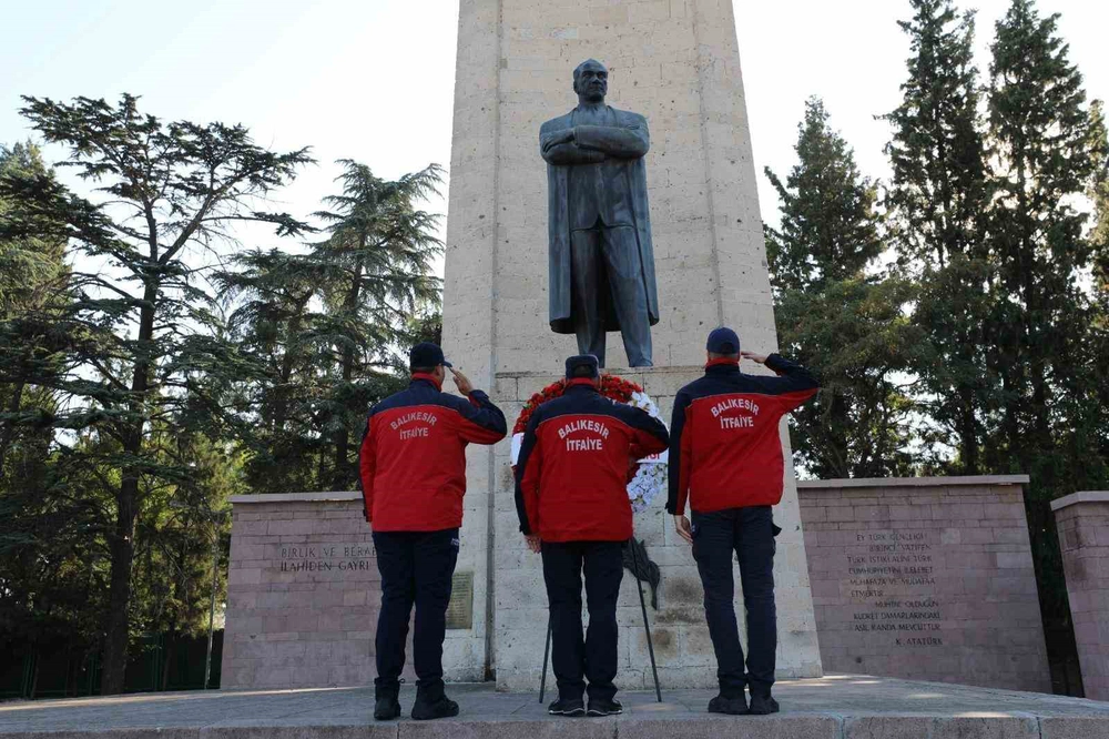 Balıkesir Büyükşehir Belediye Başkanı Ahmet Akın İtfaiye Kahramanlarını Unutmadı