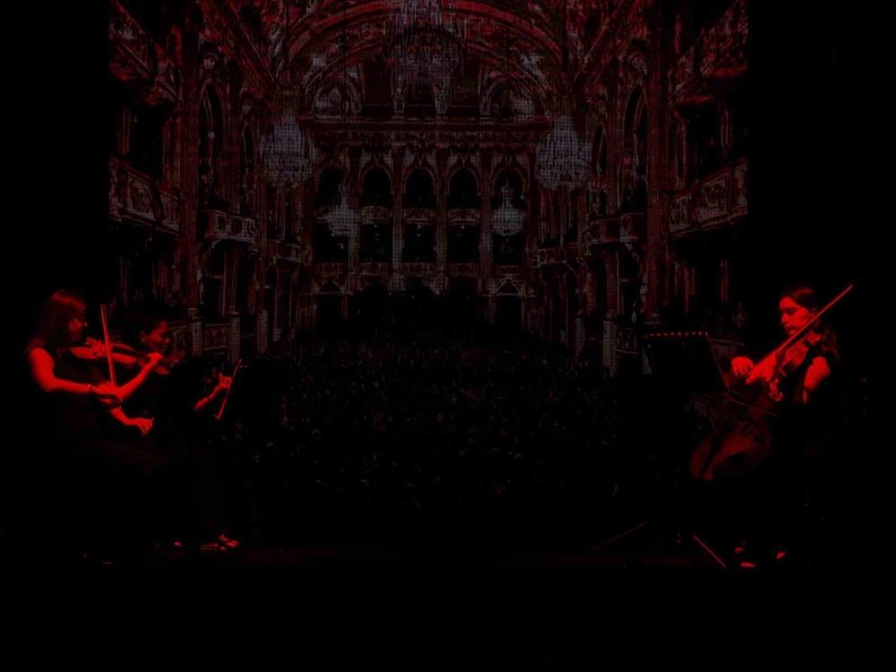 Mozart Hologram Teknolojisiyle Beyoğlu Sahne'de Yeniden Hayat Buluyor