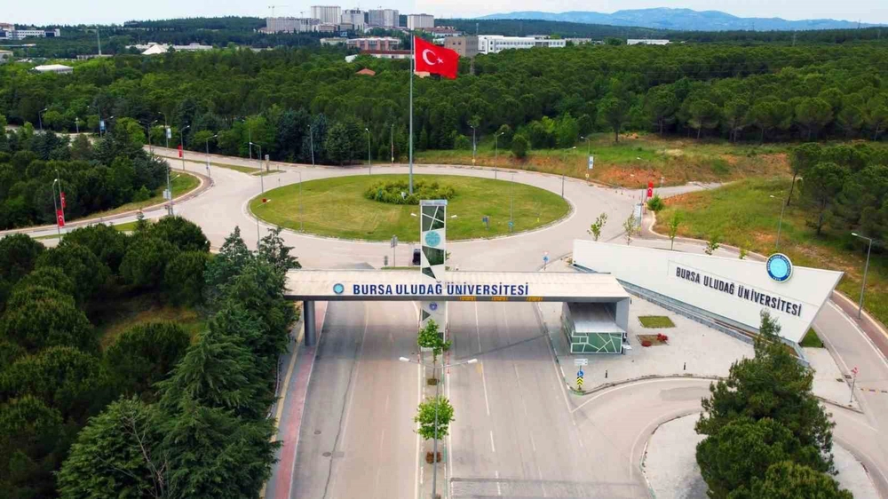 BUÜ Öğrencileri TEKNOFEST Finallerinde Yerli ve Millî Teknolojilerle Yarışacak
