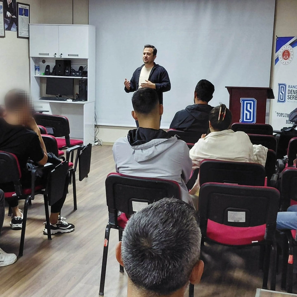 Bandırma'daki İŞKUR Semineri ile Yükümlülere İstihdam Desteği Sağlanıyor